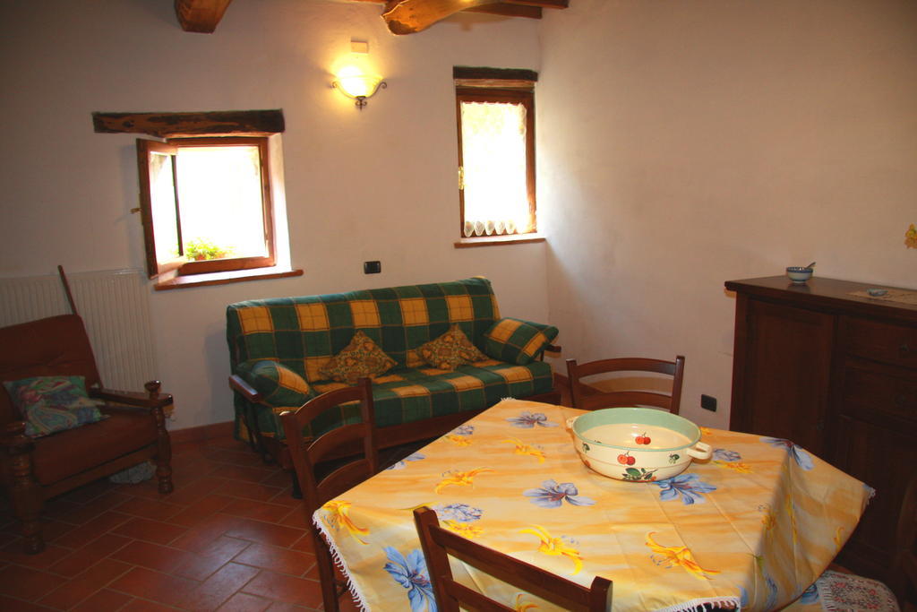 Ferienwohnung Borgo Fango Montieri Zimmer foto